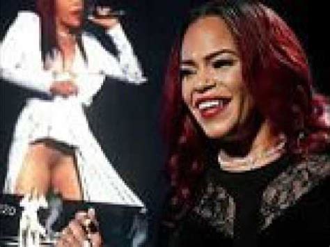 faith evans nude|Faith Evans Accidentally Flashes Fans During Performance In。